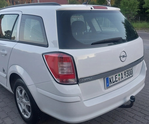 Opel Astra cena 12900 przebieg: 190425, rok produkcji 2009 z Stopnica małe 301